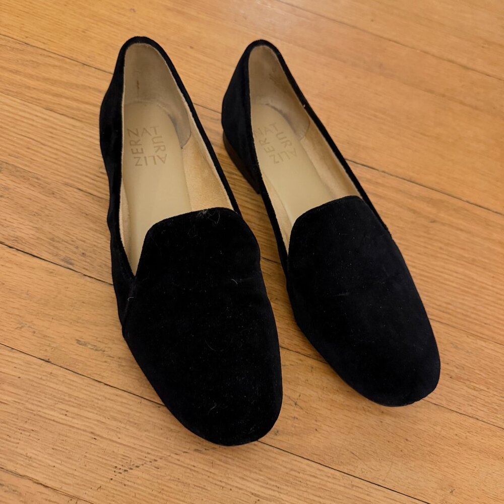 Naturalizer Lorna Black Suede Flats | Size 7M